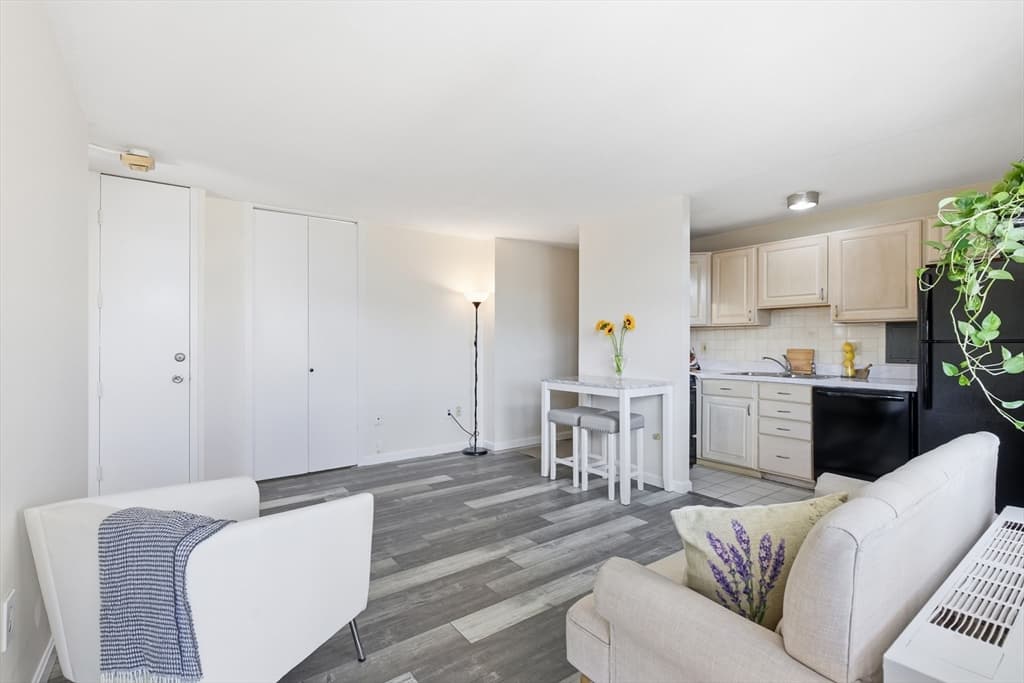 125 Trapelo Road # 21, Belmont MA 02478 photo 7