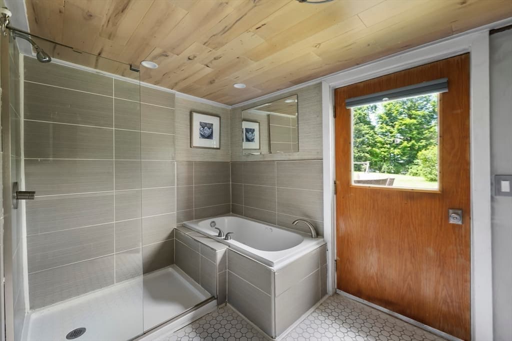 Single Family Residence at 9 Castle Hill Rd, Stockbridge MA 01262, photo 17 of 40