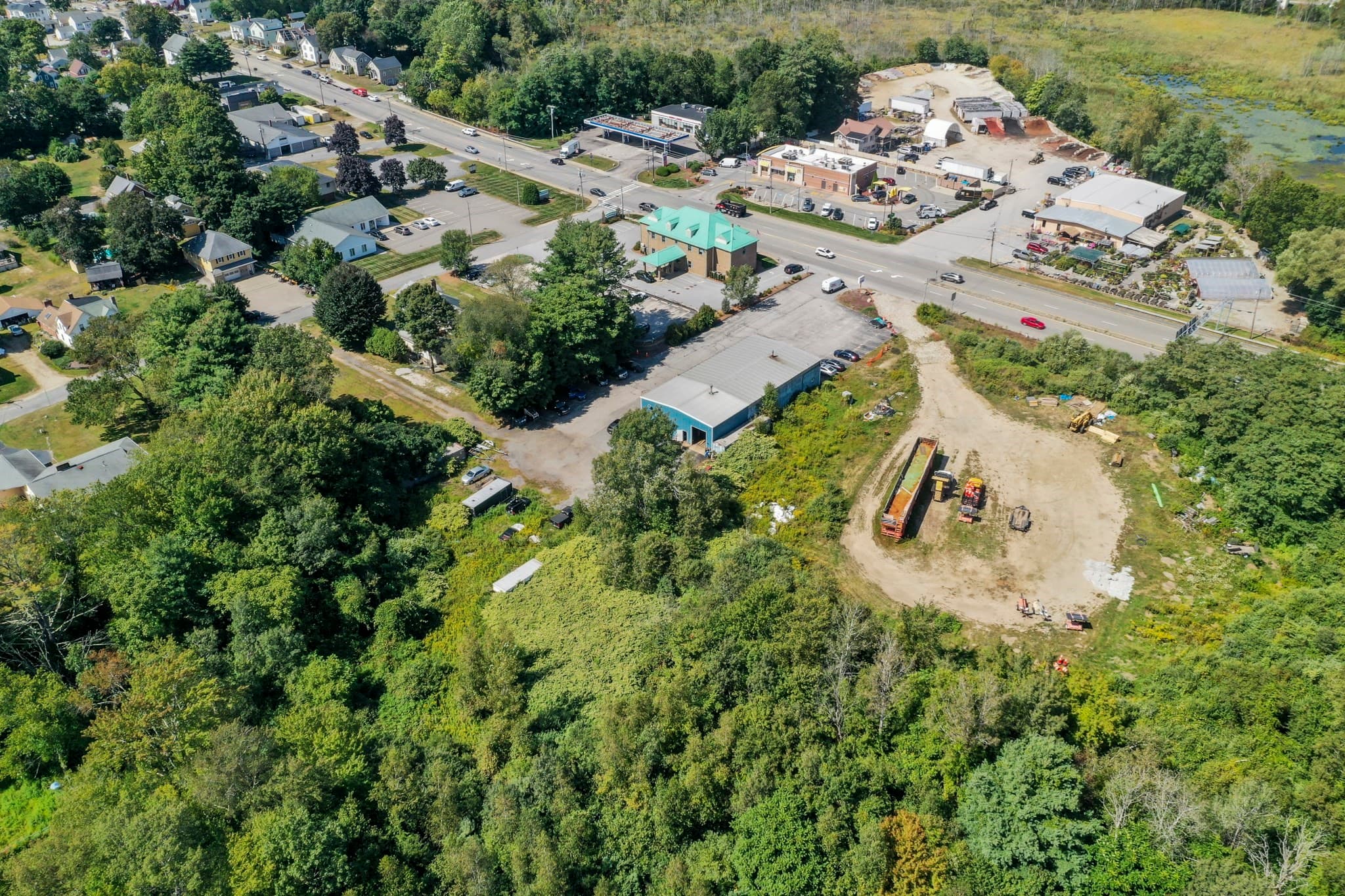 Commercial at 35 &33 Sutton Avenue, Oxford MA 01540, photo 4 of 7