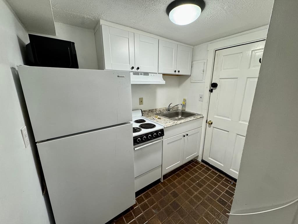 Condominium at 198 Allston St # 3, Boston MA 02134, photo 3 of 10