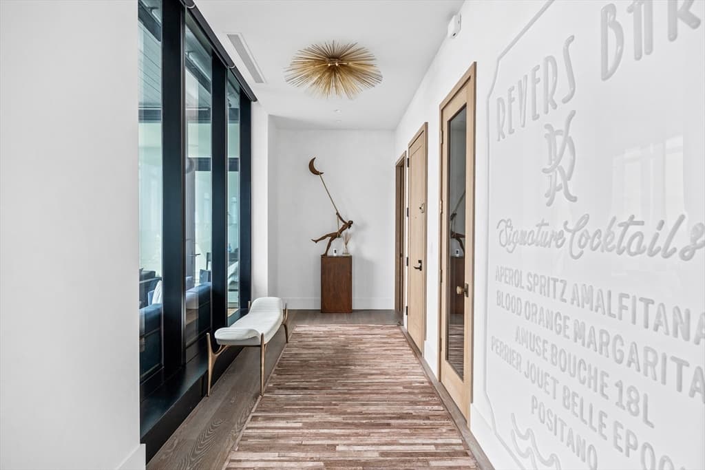 Condominium at 1 Franklin St, Boston MA 02110, photo 23 of 42
