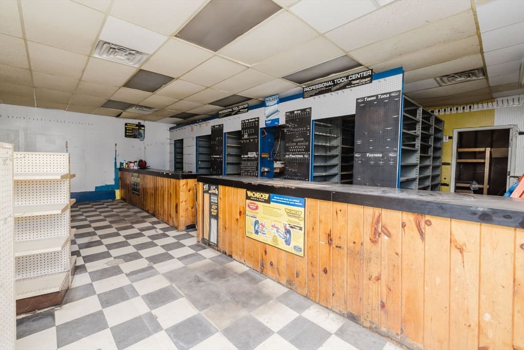 Commercial Sale at 817 State Rd, Westport MA 02790, photo 17 of 41