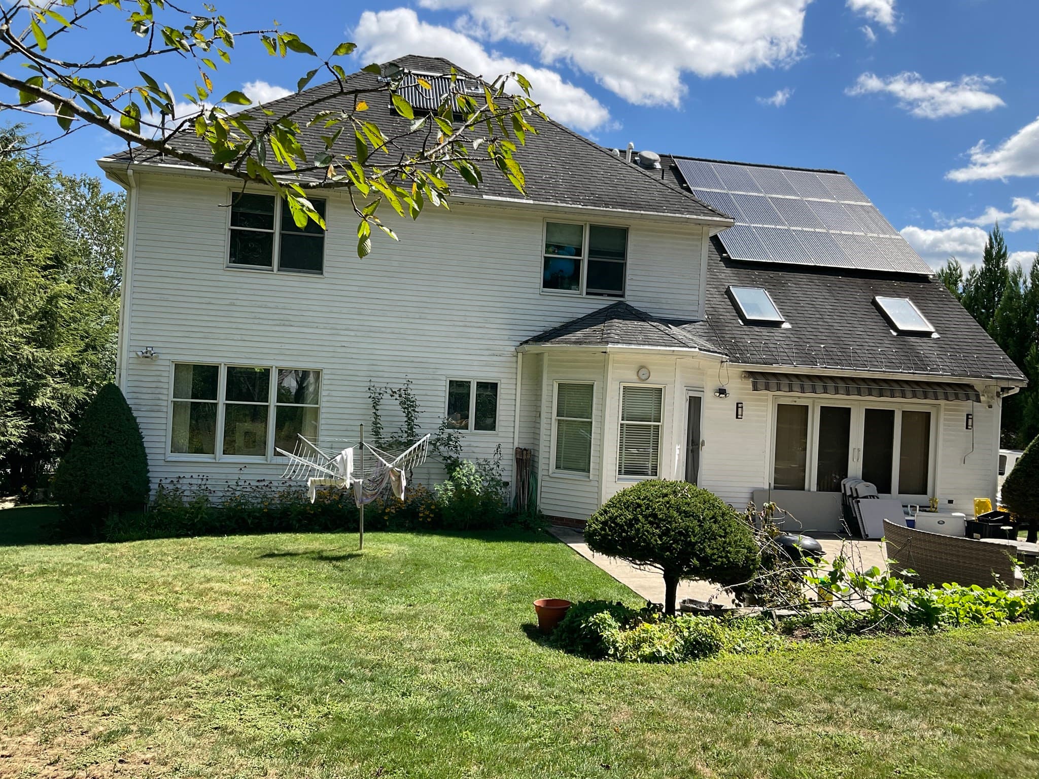 Single Family Residence at 7 Homeland Cir, Saugus MA 01906, Saugus, photo 9 of 42