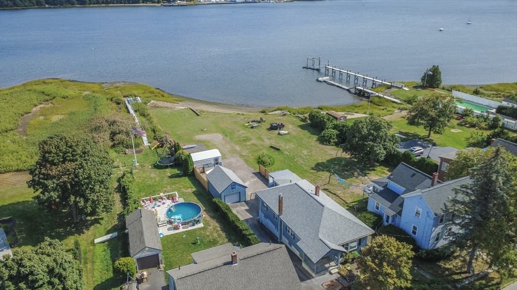 2714 Riverside Ave, Somerset MA 02726 photo 2