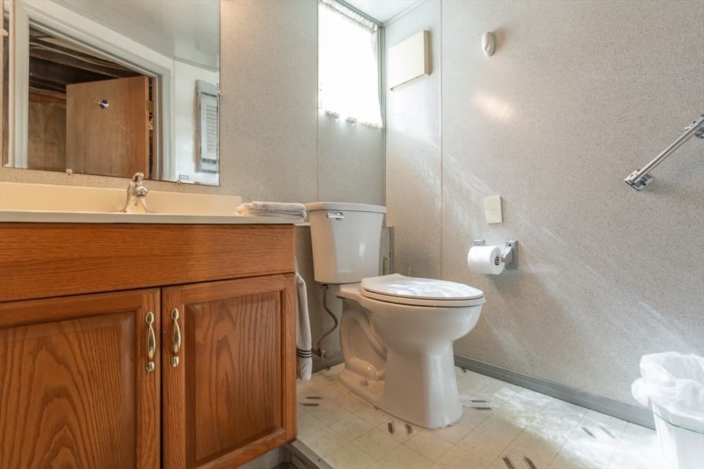 2714 Riverside Ave, Somerset MA 02726 photo 28