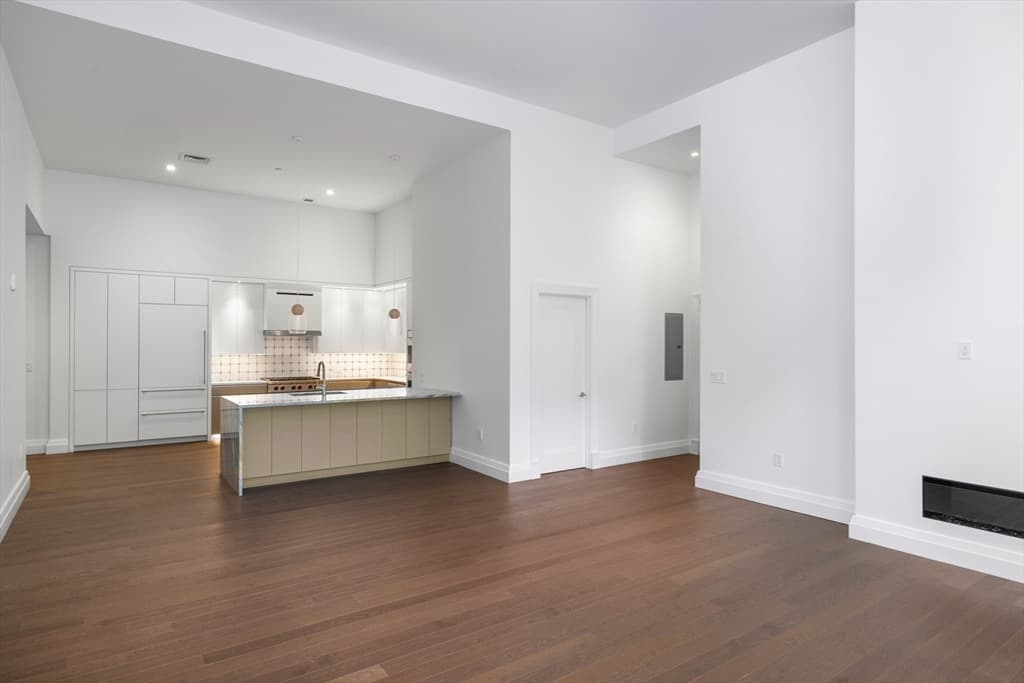 Condominium at 45 Temple St # 306, Boston MA 02114, photo 4 of 13