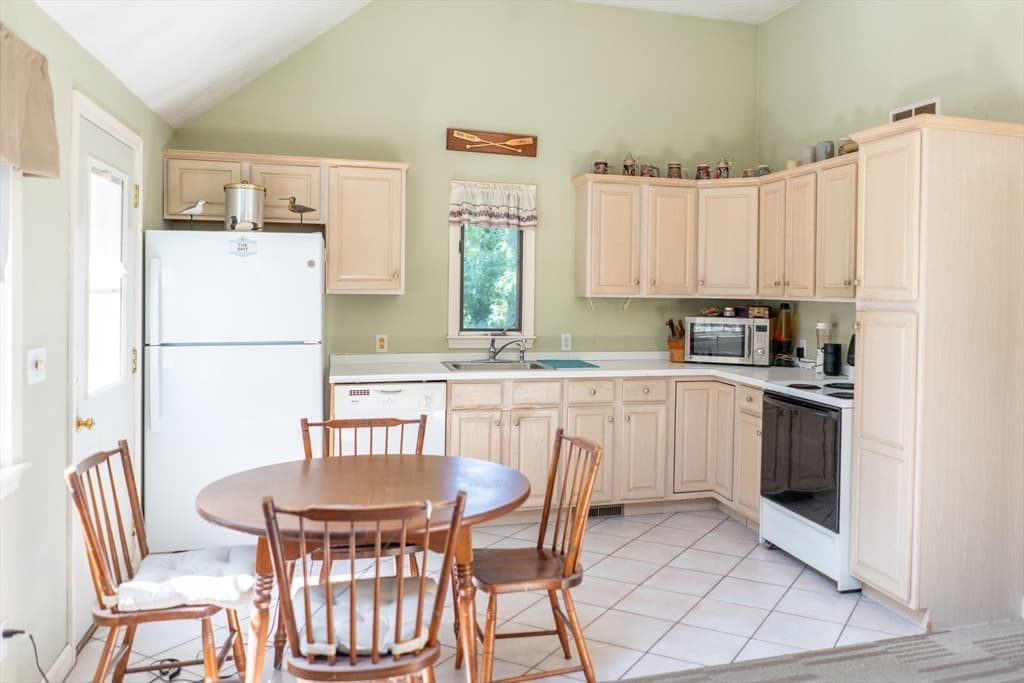 114 Graham Hill Dr, Hanover MA 02339 photo 27