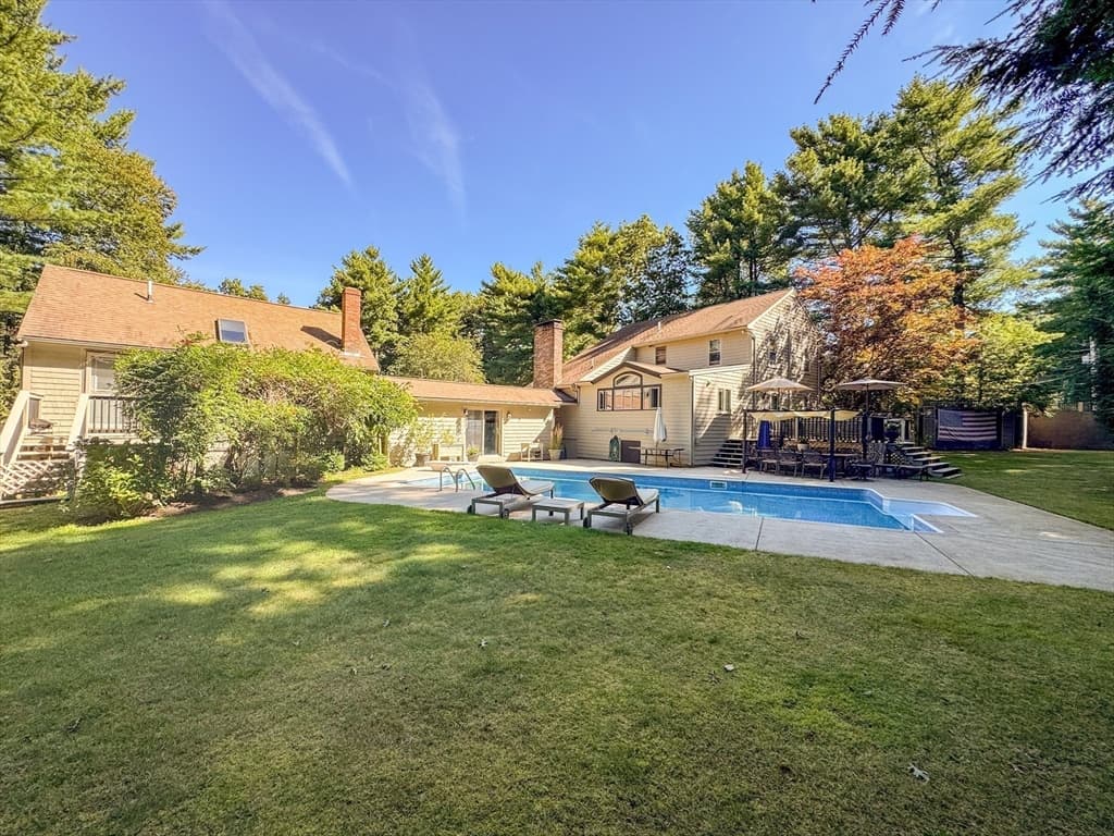 114 Graham Hill Dr, Hanover MA 02339 photo 6