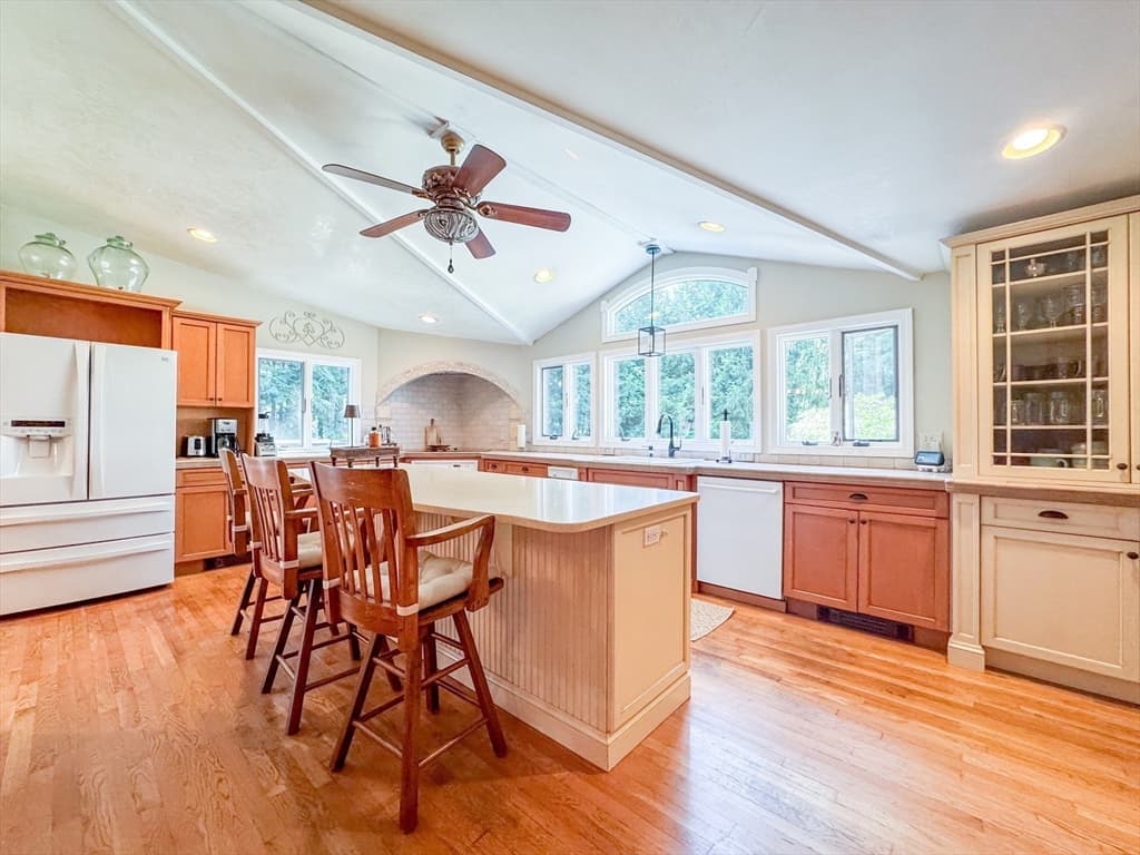 114 Graham Hill Dr, Hanover MA 02339 photo 10