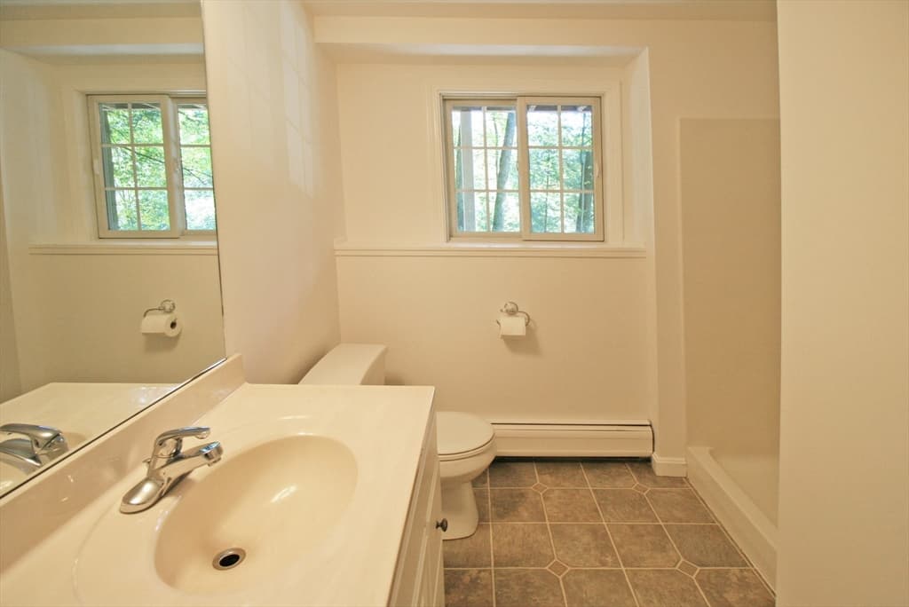 36 Torrey, Easthampton MA 01027 photo 10