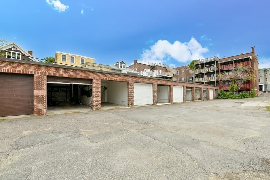 404R K St (Spot 4), Boston MA 02127