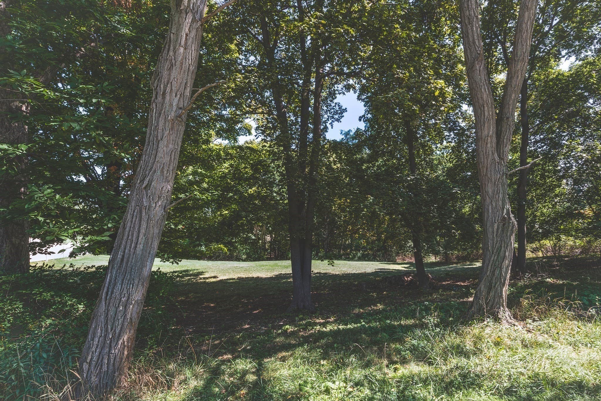 Residential at 23 Jeffreys Neck Rd, Ipswich MA 01938, photo 9 of 12