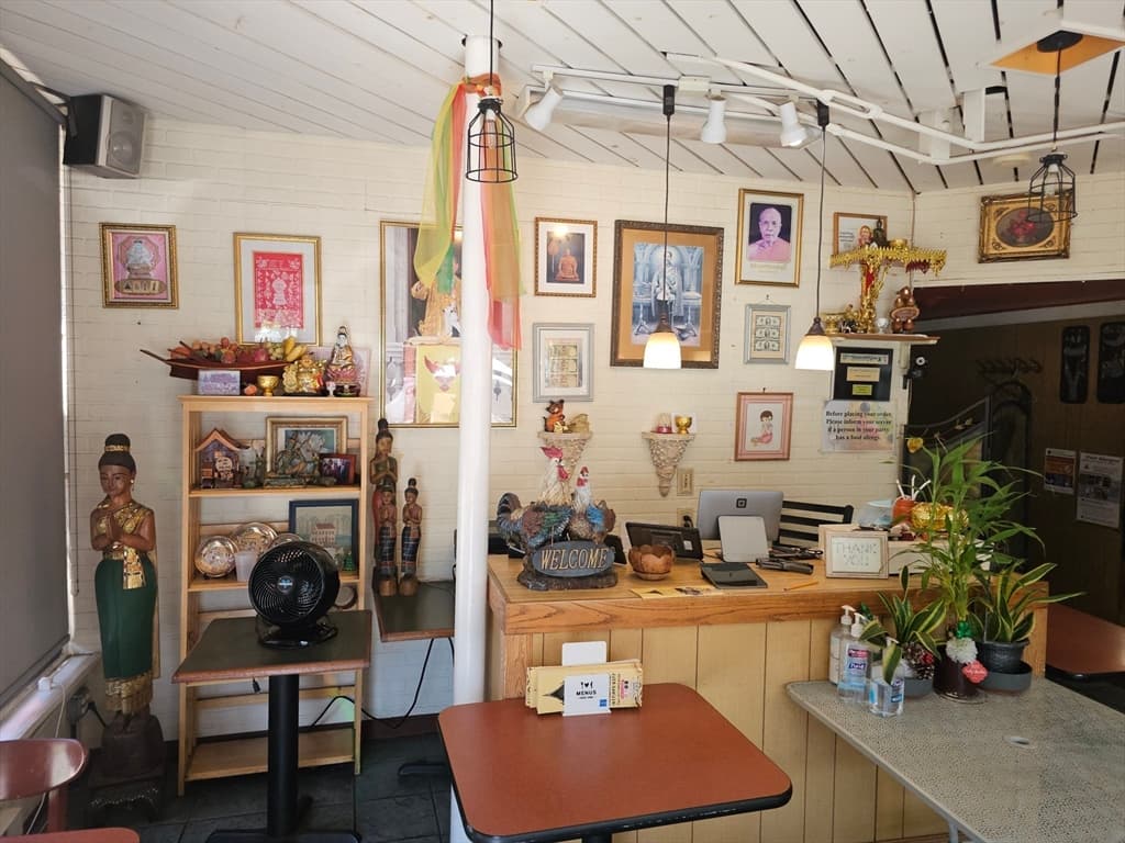 Business Opportunity at 93 Beacon, Somerville MA 02143, photo 13 of 15