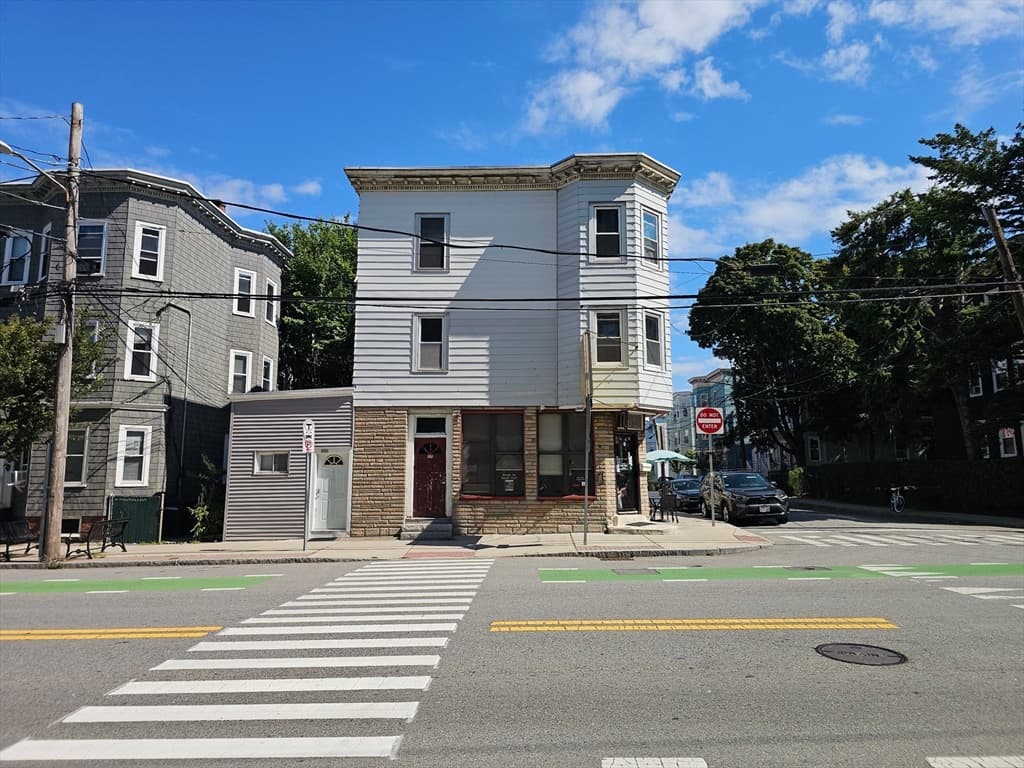 Business Opportunity at 93 Beacon, Somerville MA 02143, photo 5 of 15