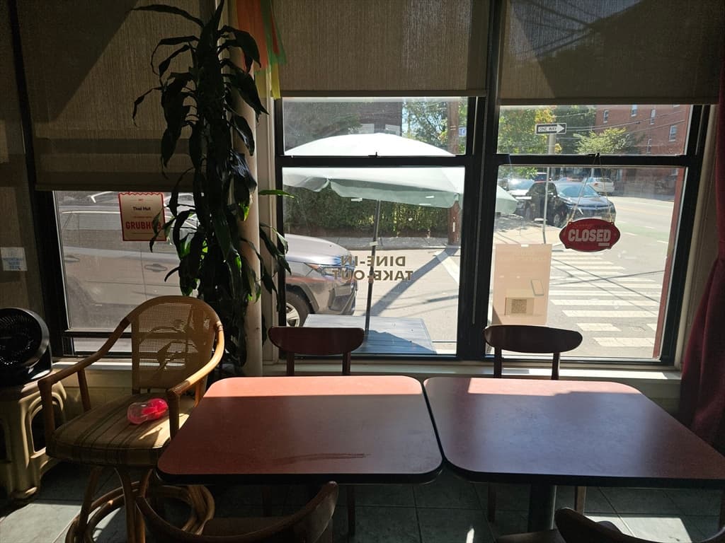 Business Opportunity at 93 Beacon, Somerville MA 02143, photo 10 of 15