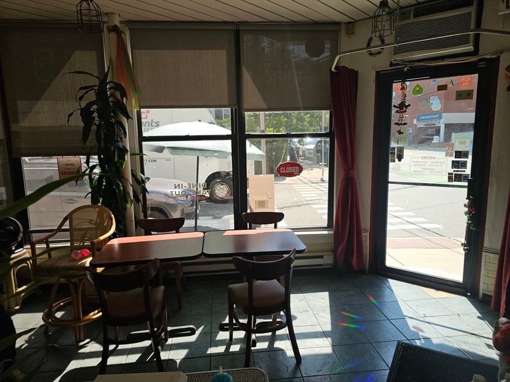 Business Opportunity at 93 Beacon, Somerville MA 02143, photo 11 of 15
