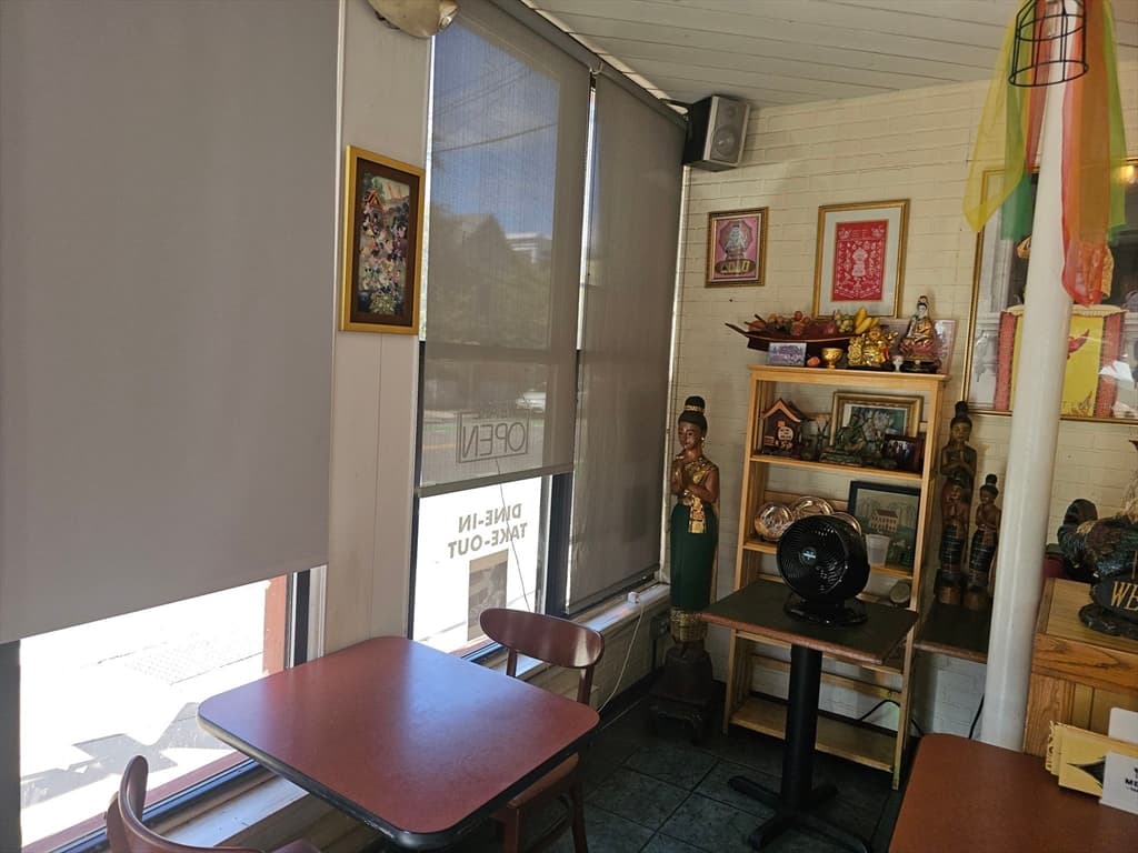 Business Opportunity at 93 Beacon, Somerville MA 02143, photo 8 of 15