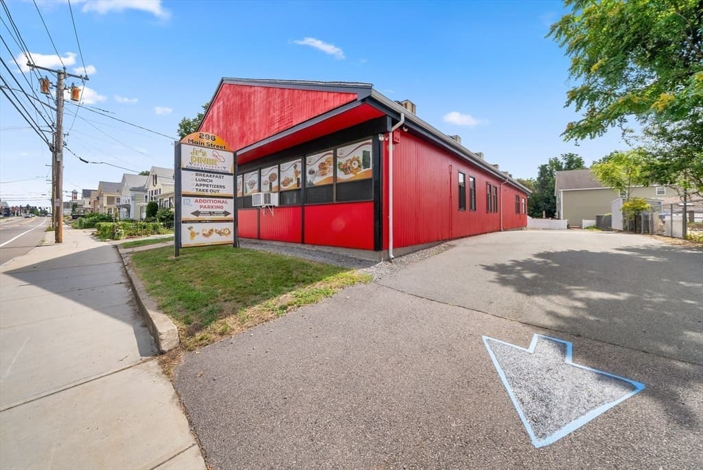 Commercial Sale at 296 Main St, Milford MA 01757, photo 4 of 25