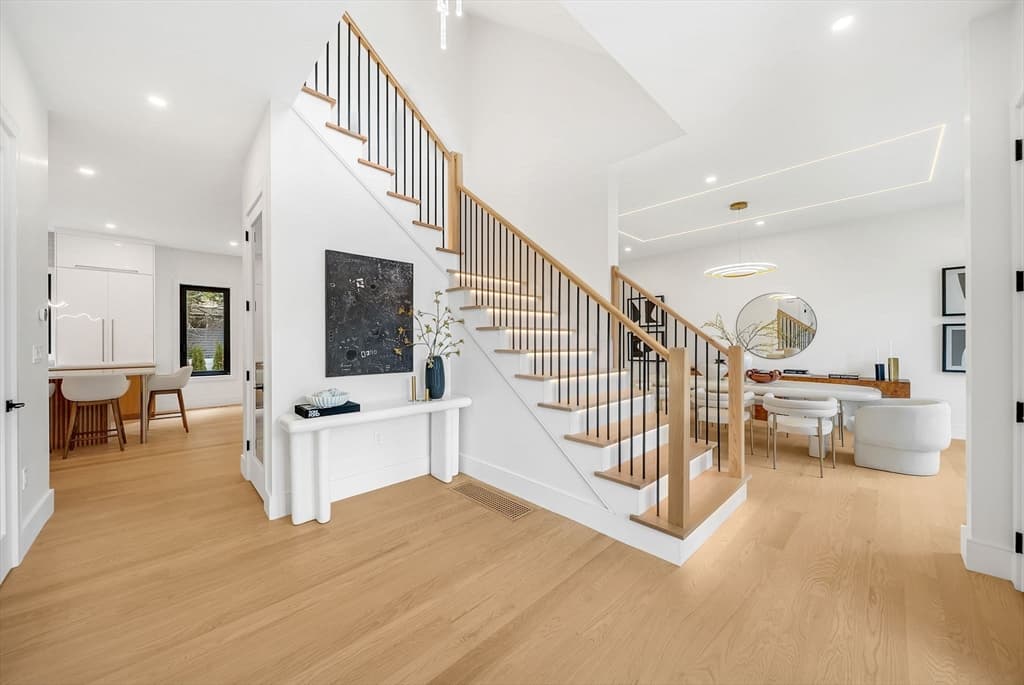 Single Family Residence at 544 Saw Mill Brook Parkway, Newton MA 02459, Newton, photo 2 of 42