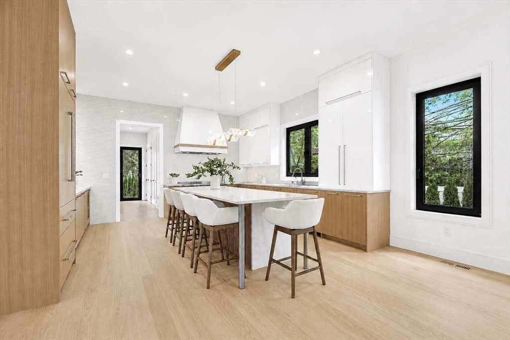 Single Family Residence at 544 Saw Mill Brook Parkway, Newton MA 02459, Newton, photo 3 of 42