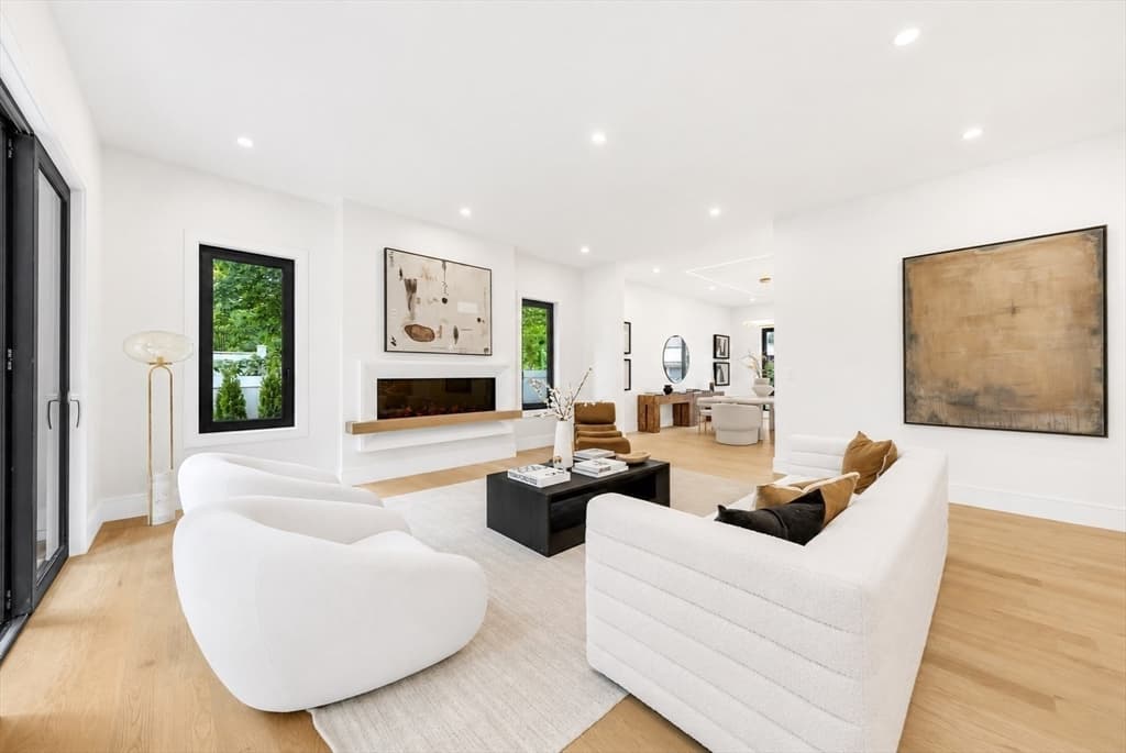 Single Family Residence at 544 Saw Mill Brook Parkway, Newton MA 02459, Newton, photo 10 of 42