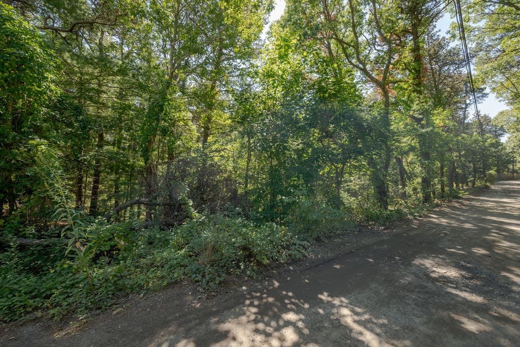 40 Old Long Pond Rd, Wellfleet MA 02667