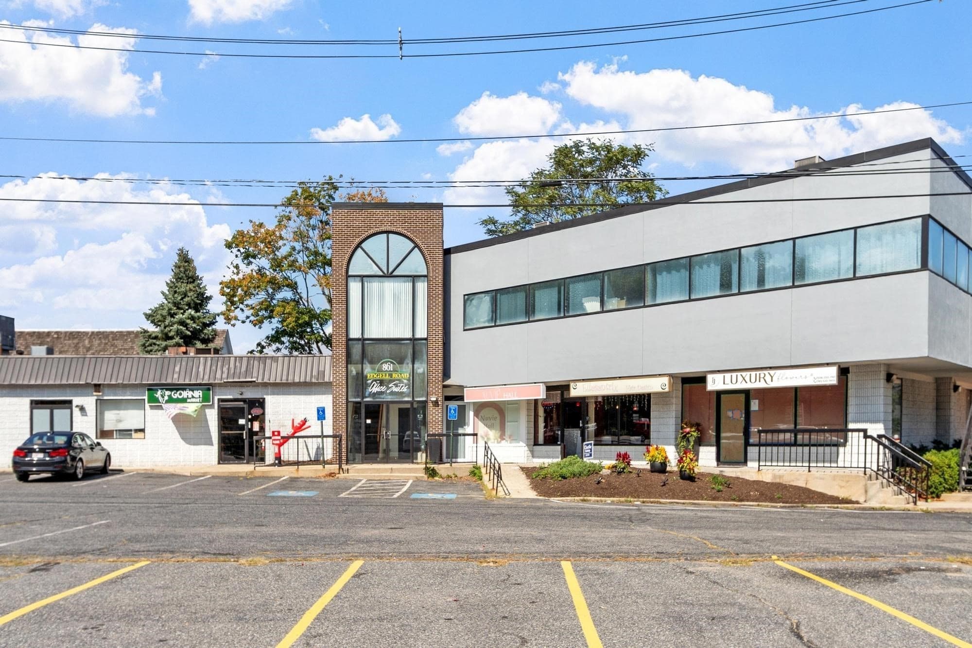 Commercial Sale at 861 Edgell Road, Framingham MA 01701, photo 12 of 17