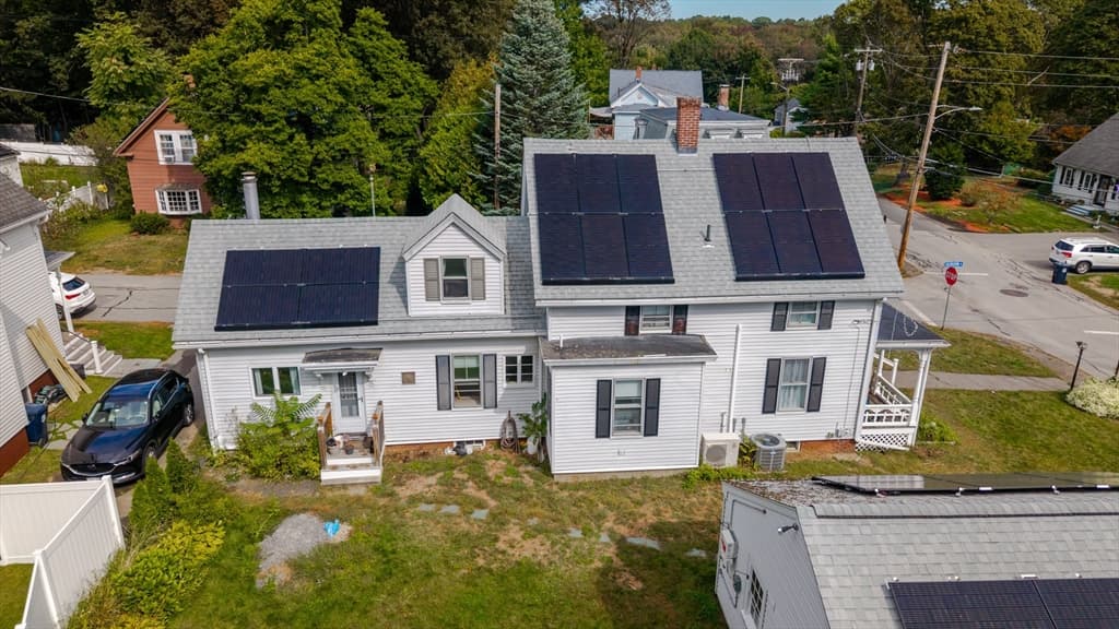 Single Family Residence at 24 Clinton St, Marlborough MA 01752, Marlborough, photo 3 of 32
