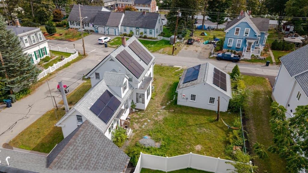 Single Family Residence at 24 Clinton St, Marlborough MA 01752, Marlborough, photo 4 of 32