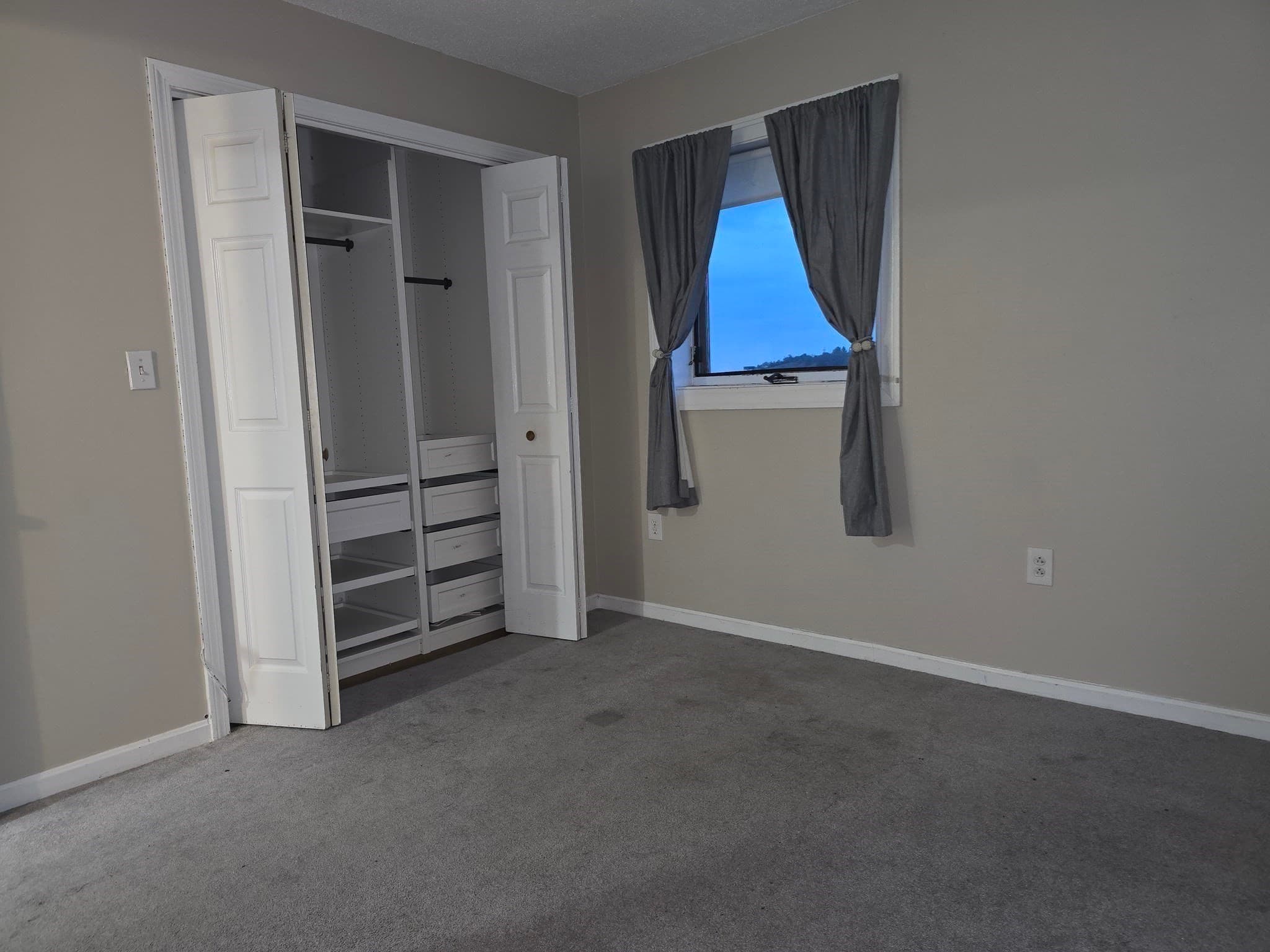 Condominium at 165 Cottage St # 611, Chelsea MA 02150, Chelsea, photo 3 of 16