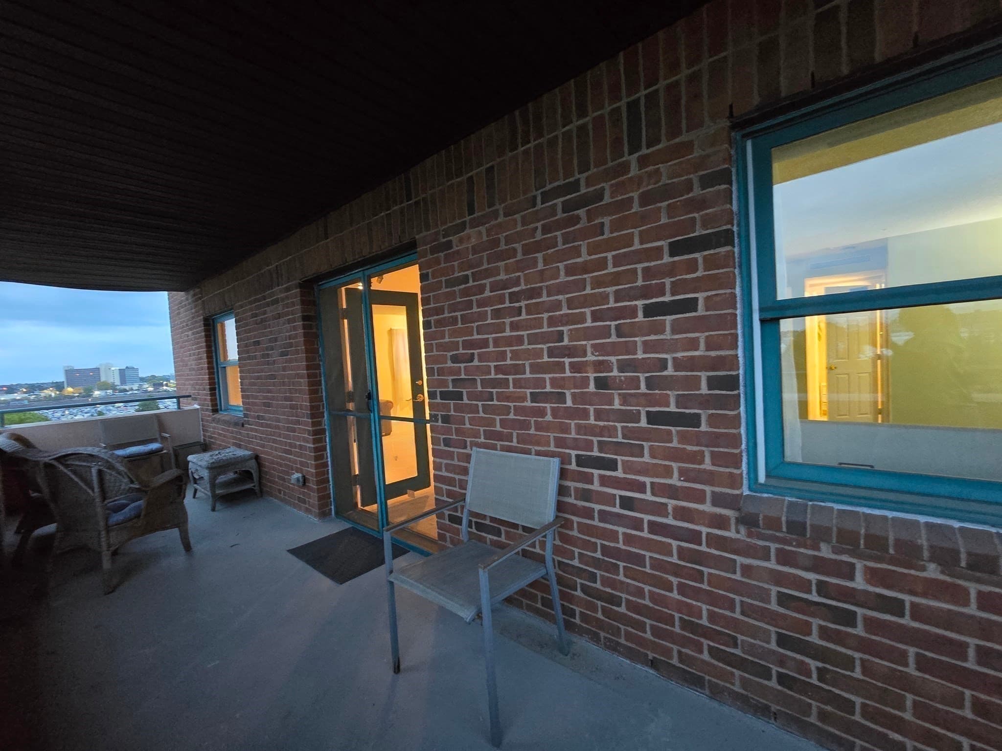 Condominium at 165 Cottage St # 611, Chelsea MA 02150, Chelsea, photo 9 of 16