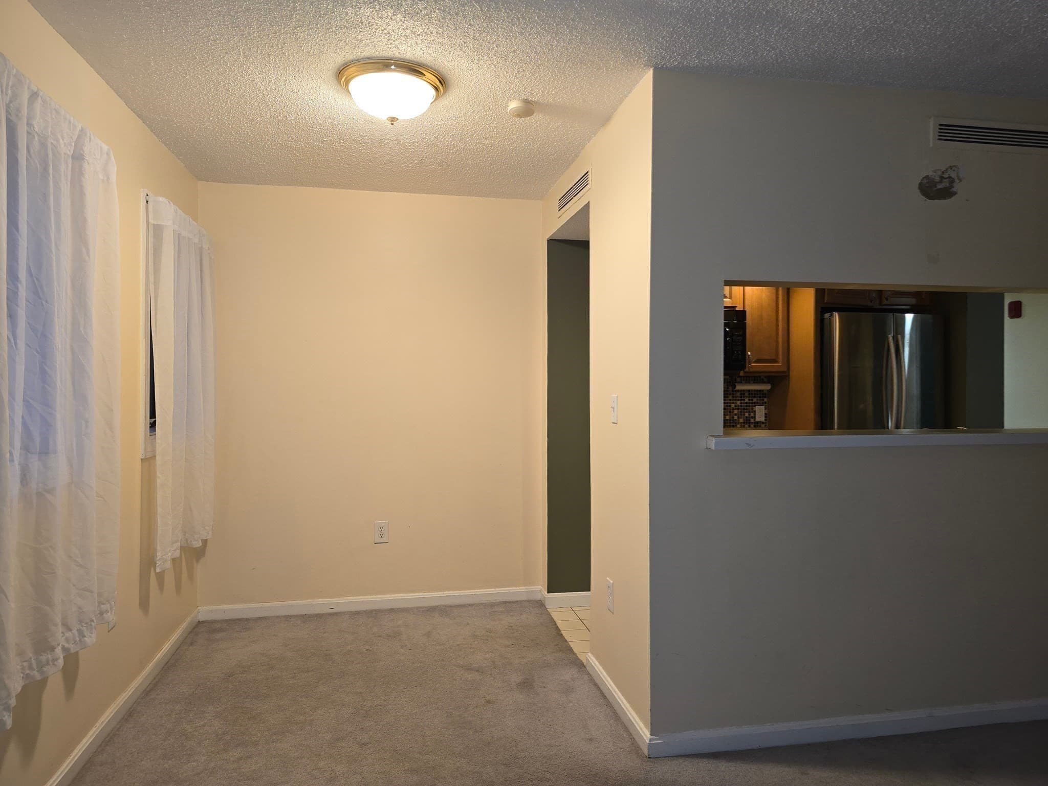 Condominium at 165 Cottage St # 611, Chelsea MA 02150, Chelsea, photo 11 of 16