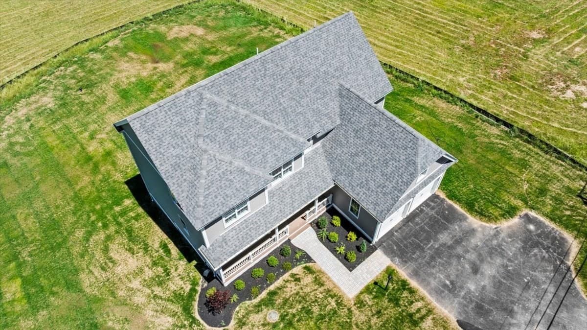Single Family Residence at 60 Saundersdale Road, Charlton MA 01507, photo 4 of 34