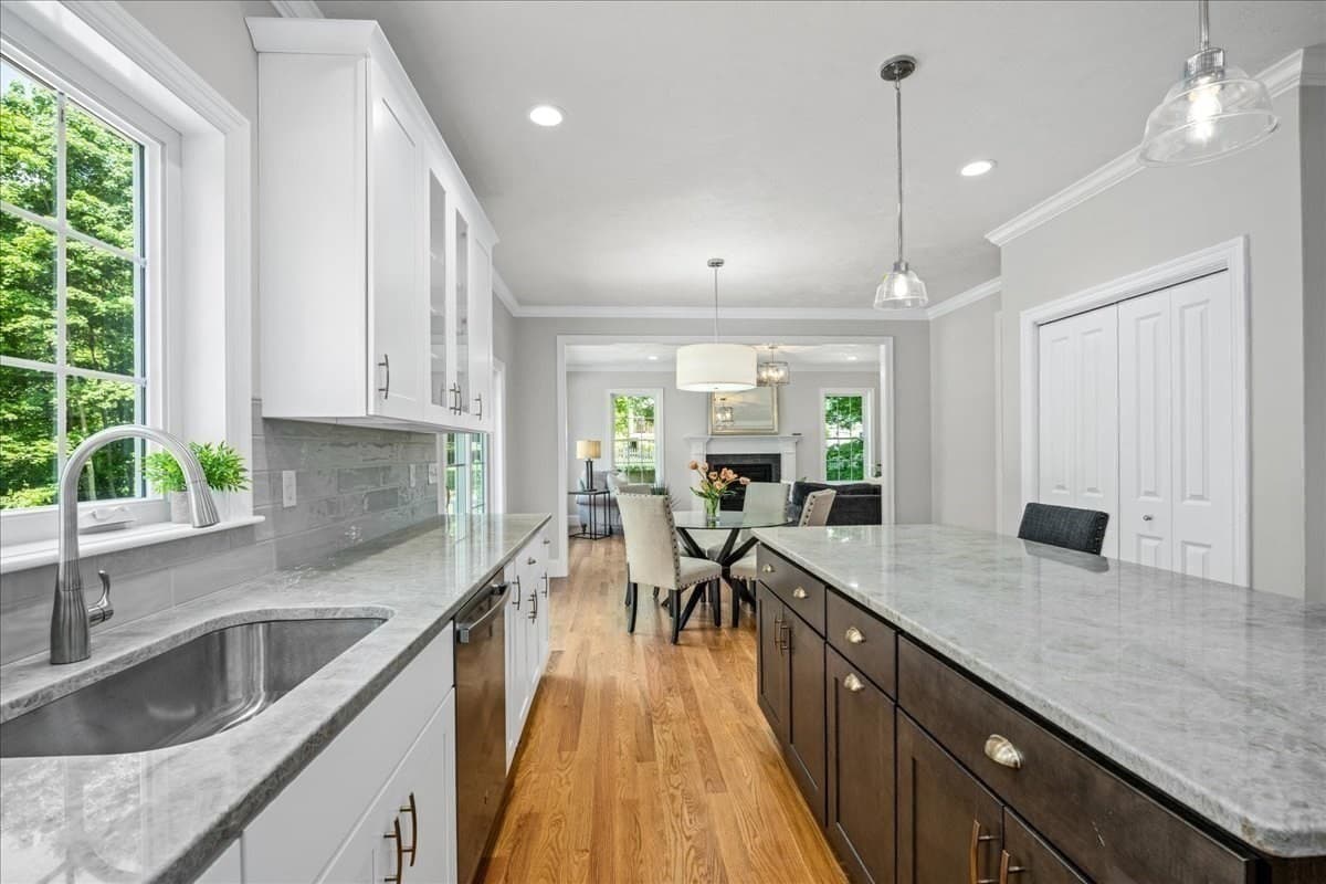 Single Family Residence at 60 Saundersdale Road, Charlton MA 01507, photo 8 of 34