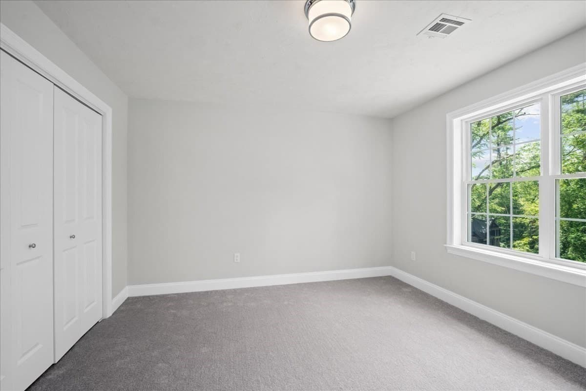 Single Family Residence at 60 Saundersdale Road, Charlton MA 01507, photo 25 of 34