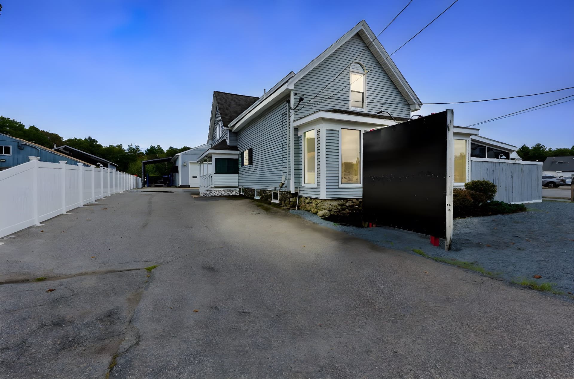 Single Family Residence at 280 Washington St, Easton MA 02356, photo 2 of 40
