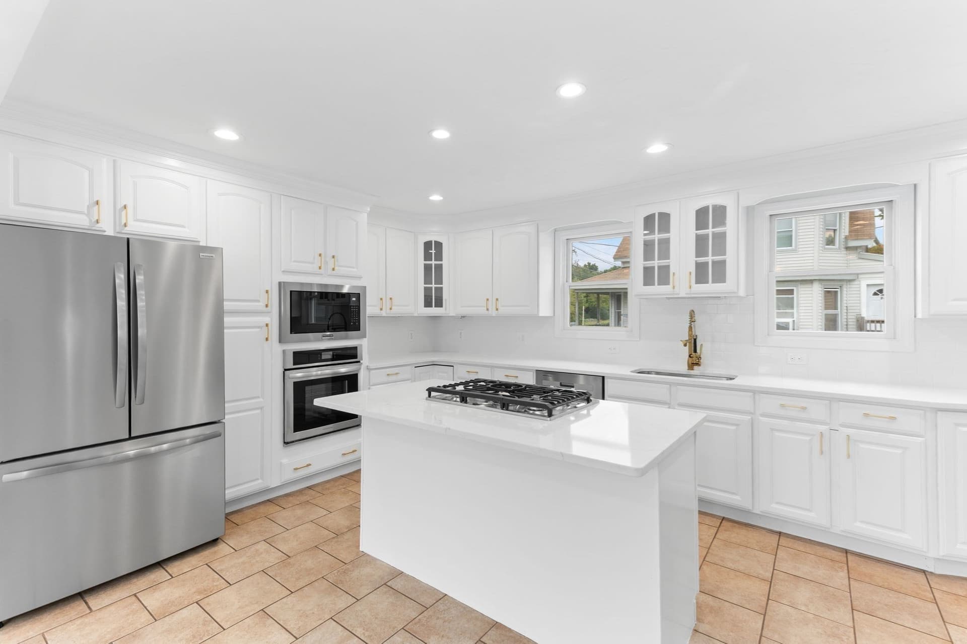 Single Family Residence at 280 Washington St, Easton MA 02356, photo 6 of 40