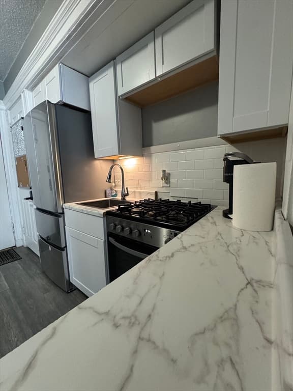 285 Lynn Shore Dr # 203, Lynn MA 01902 photo 6