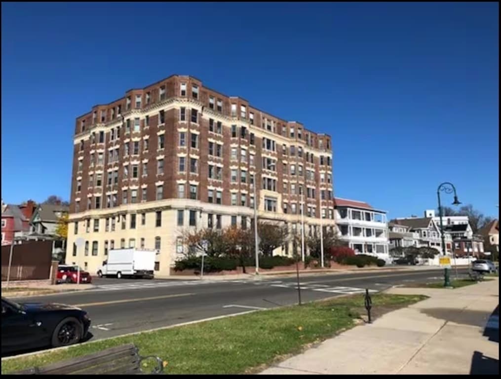 285 Lynn Shore Dr # 203, Lynn MA 01902