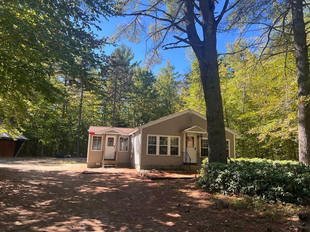 118 Round Pond Rd, Freedom NH 03836