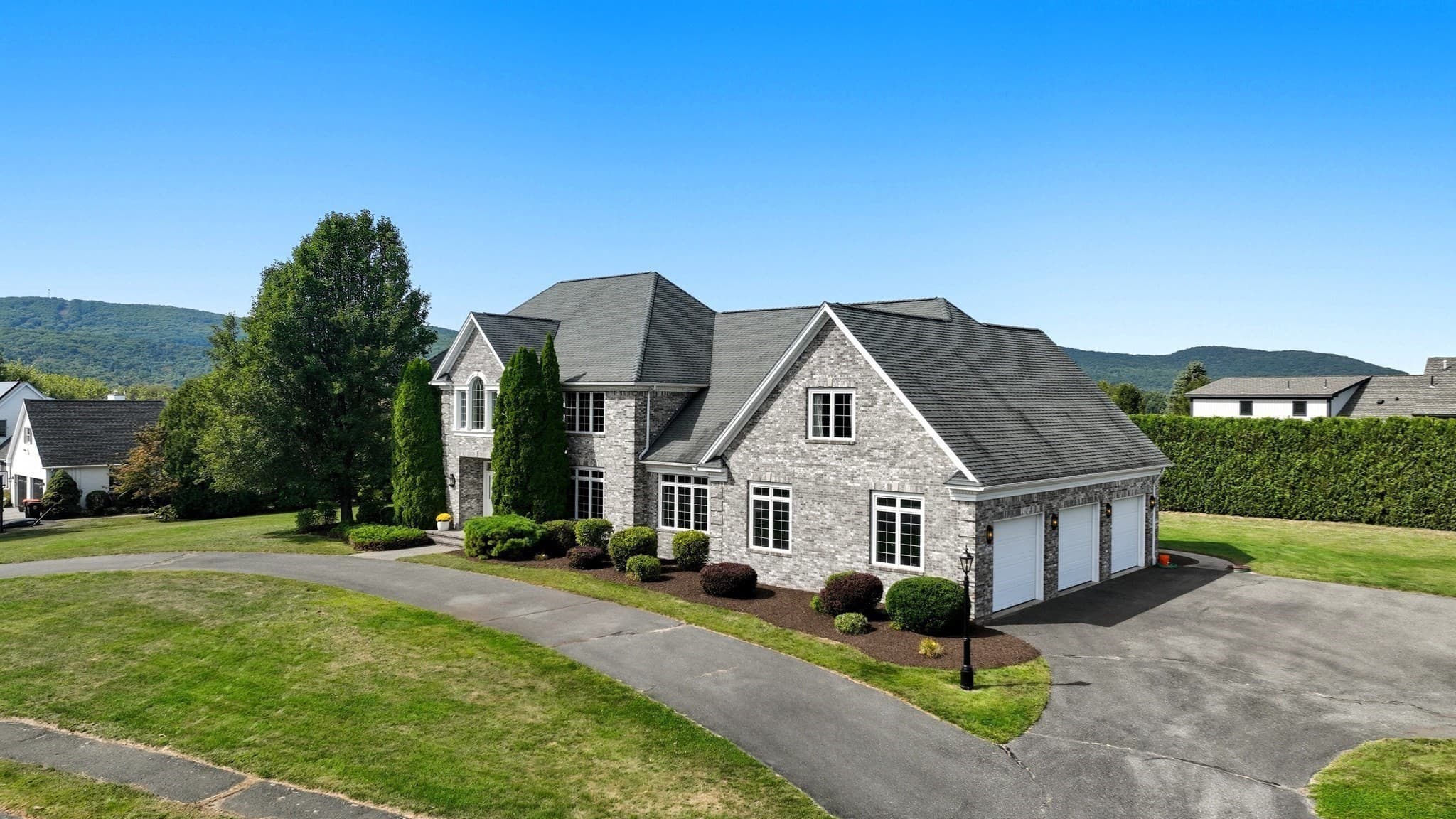 Single Family Residence at 4 Sunrise Cir, South Hadley MA 01075, photo 2 of 42