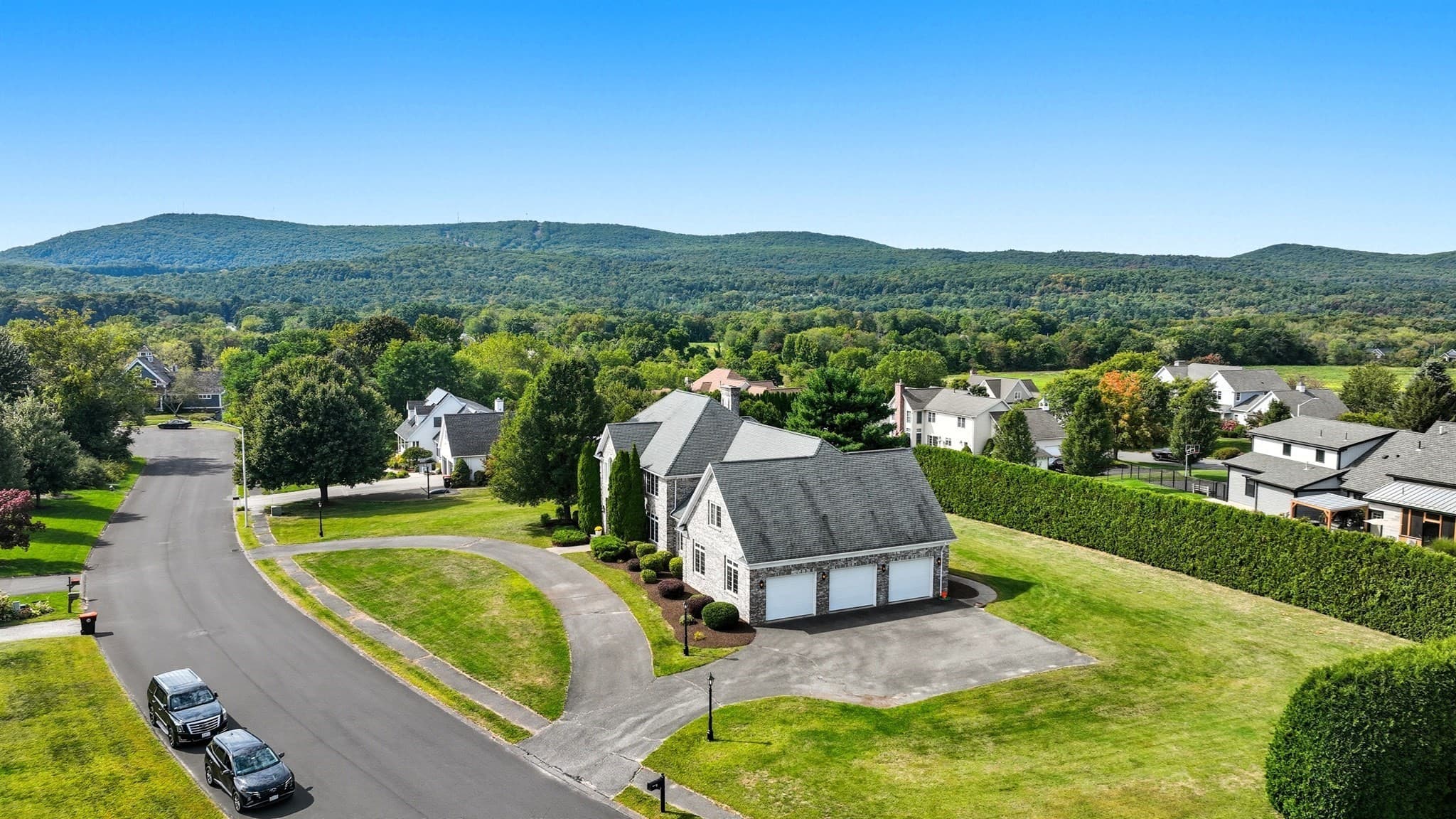 Single Family Residence at 4 Sunrise Cir, South Hadley MA 01075, photo 41 of 42