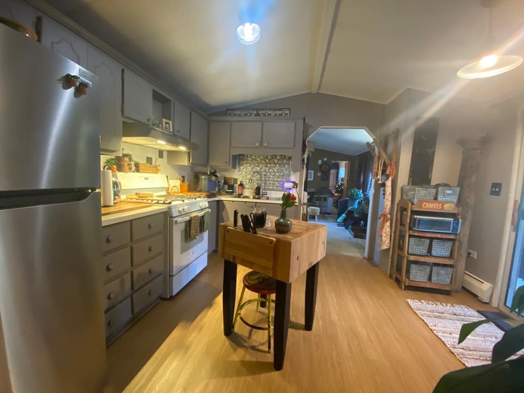51 Crest Dr, Wareham MA 02576 photo 6