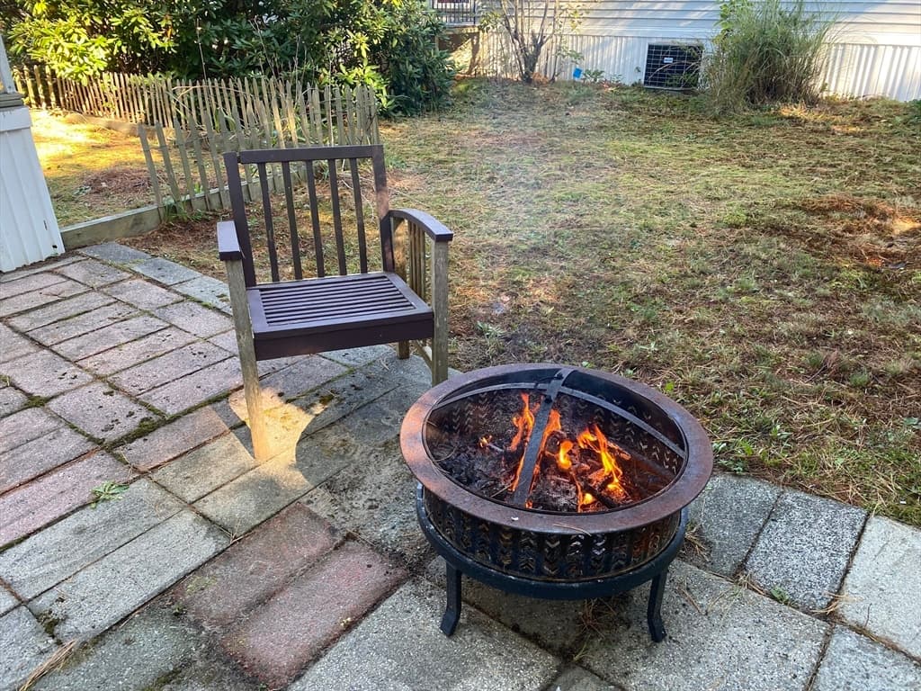 51 Crest Dr, Wareham MA 02576 photo 12