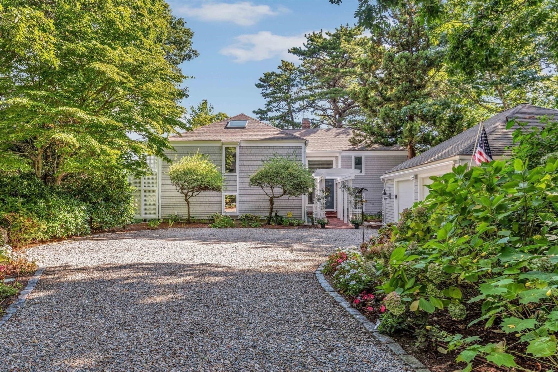 Single Family Residence at 5 Tide Run, Mashpee MA 02649, photo 2 of 42