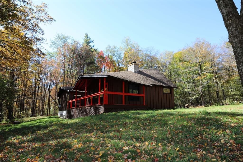8 Thayer Road, Monroe MA 01350 photo 5