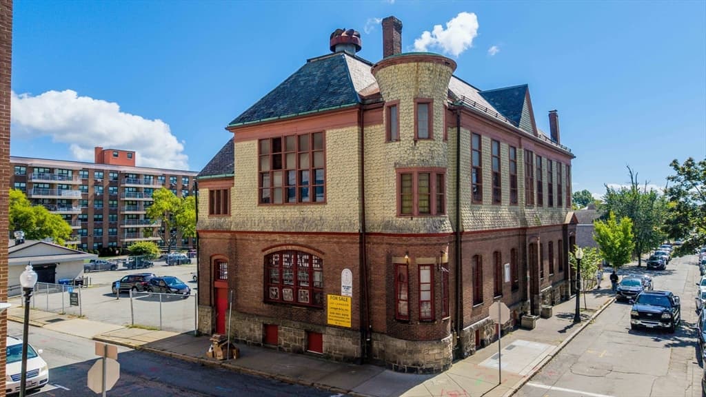 Commercial Sale at 636 Purchase St, New Bedford MA 02740, New Bedford, photo 7 of 34