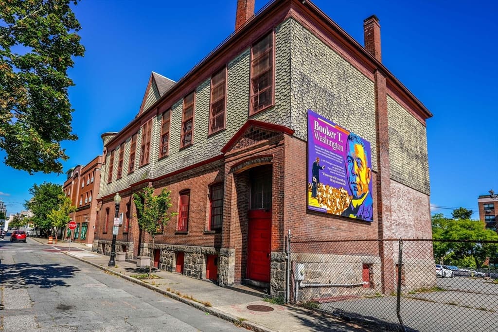 Commercial Sale at 636 Purchase St, New Bedford MA 02740, New Bedford, photo 3 of 34