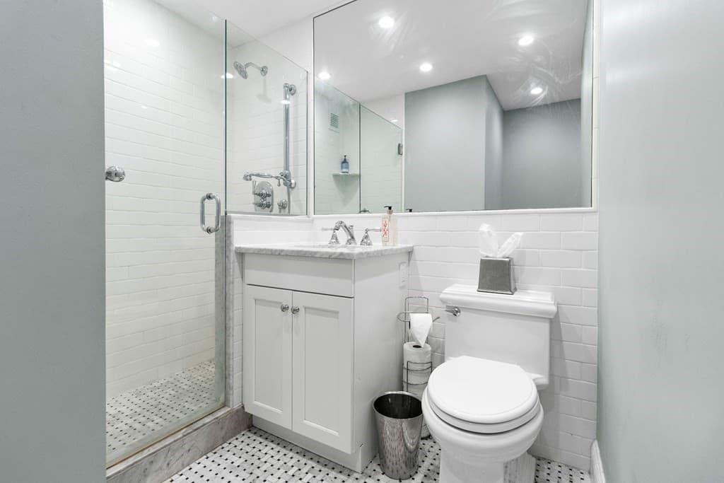 Condominium at 85 East India Row # 9G, Boston MA 02110, photo 9 of 20
