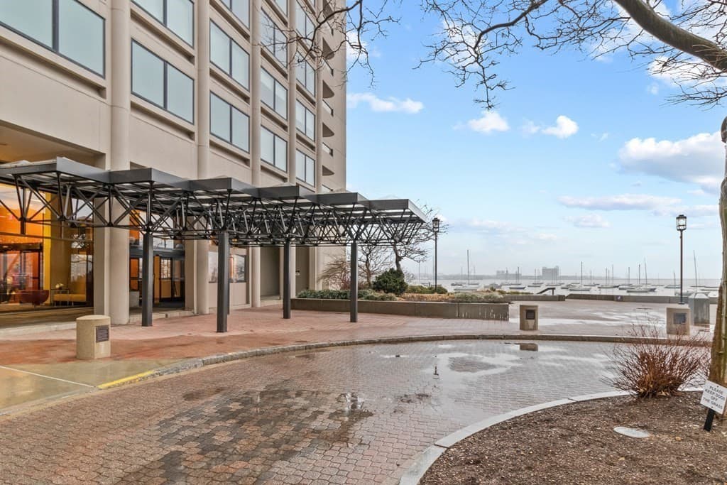 Condominium at 85 East India Row # 9G, Boston MA 02110, photo 19 of 20